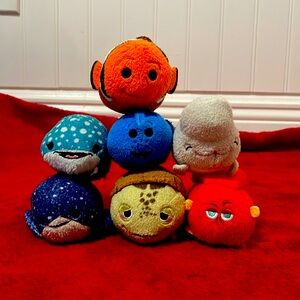 Disney Tsum Tsum Finding Nemo/Dory themed lot of 7